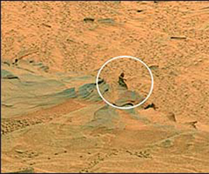 Satellite Photo from Mars Shows Alien "Creature"