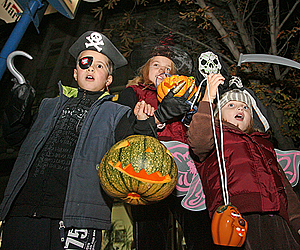 Bulgaria, Haloween, literature, holiday: Spooky Stories Event Crowns Halloween Celebrations in Sofia