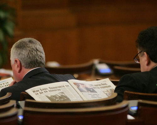 Bulgaria: Bulgaria Waters Down Amnesty Act