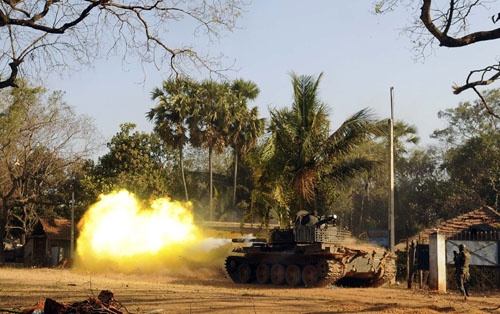 Sri Lanka Army Kills Many in Rebel Hospital Attack: Sri Lanka Army Kills Many in Rebel Hospital Attack