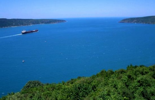 Bulgaria Bulgaria Ship Stuck in Bosporus near Istanbul: Bulgaria Ship Stuck in Bosphorus near Istanbul