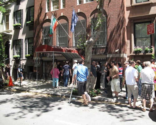 Bulgarians in US Overwhelmingly Cast Vote for Rightist Opposition: Bulgarians in US Overwhelmingly Cast Vote for Rightist Opposition