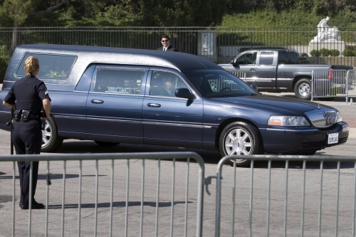 Bulgaria: Michael Jackson Memorial Starts with Diana Ross, Nelson Mandela Letters