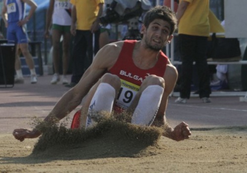 Bulgarian Karailiev Leaps into Berlin World Final: Bulgarian Karailiev Leaps into Berlin World Final