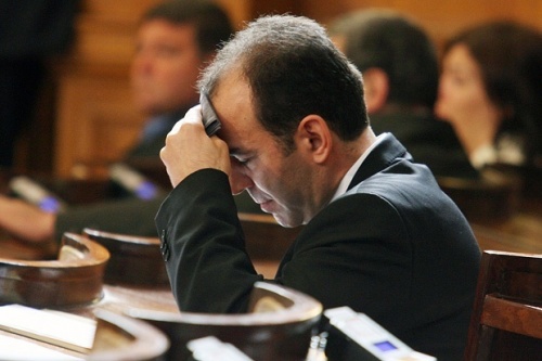 Bulgaria Central Bank Governor Iskrov Resigns: Bulgaria Central Bank Governor Iskrov Resigns