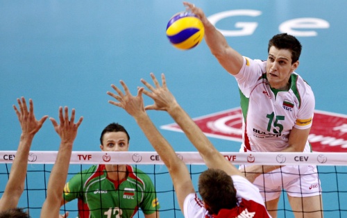 Poland Defeat Bulgaria in European Volleyball Championship Semis: Poland Defeat Bulgaria in European Volleyball Championship Semis