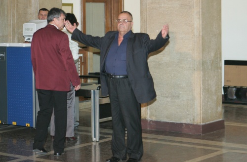 Bulgaria: Bulgarian Minister Offers Job to Macedonian Spaska Mitrova