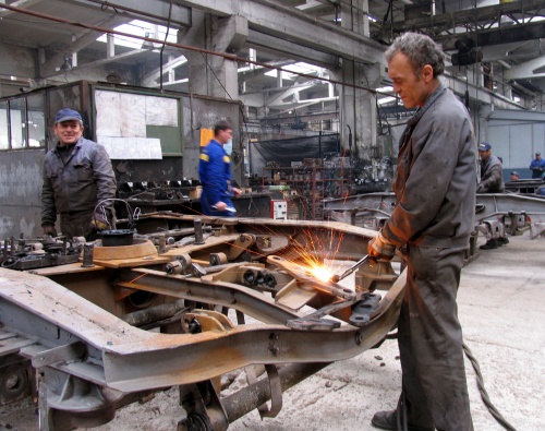 Bulgaria: Bulgaria's Industrial Output Decline Starts Slowing down