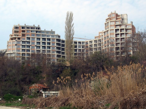 Bulgaria: 35 000 Bulgarian Construction Workers to Be Laid off by 2010