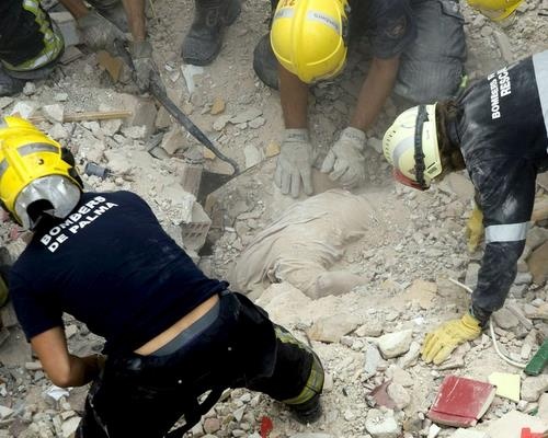 Bulgaria: Five Die as Majorca Block Tumbles