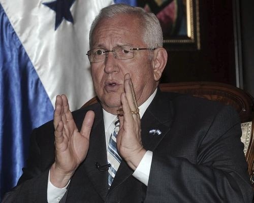 Honduras Interim Leader Ready to Accept President Zelaya Return: Honduras Leader Ready to Accept President Zelaya Return