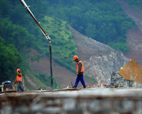 Bulgaria: Villagers Protest Bulgaria Lyulin Highway Construction Irregularities