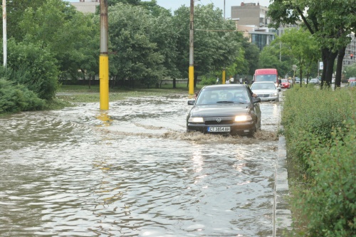Bulgaria: Southwest Bulgaria Border River Destroys 2nd Road Bridge