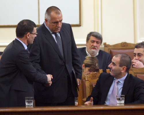 Bulgaria: Bulgaria Parliament Passes 2010 State Budget without Debate
