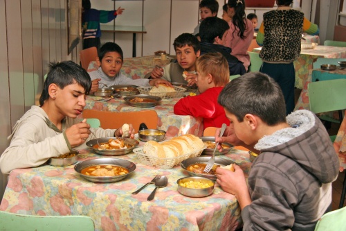 AmCham Makes Thanksgiving Gift to Bulgaria Orphans: AmCham Makes Thanksgiving Gift to Bulgaria Orphans
