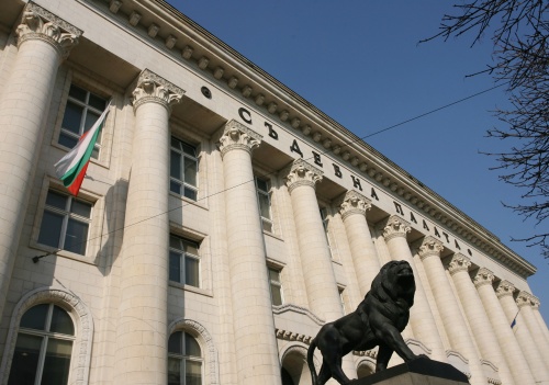 24 M Slated as Christmas Bonuses for Bulgaria Battered Justice System: Hefty Christmas Bonuses for Bulgaria's Battered Justice System