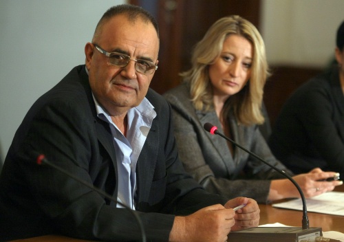 Bulgaria: 9 500 Foreigners Granted Bulgarian Citizenship in 2009