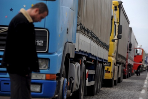 Bulgaria Submits to EC Account of Endured Losses from Greek Farmers Blockade: Bulgaria Informs EC about Losses from Greek Farmers Blockade