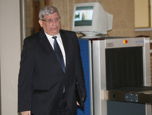 Bulgaria: Bulgarian Defense Minister, 4-Year-Old Girl Injured in Car Crash