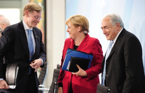 Bulgaria: Merkel Urges IMF, EC to Speed Up Greece Aid Talks