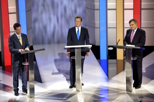 UK Liberals Discuss Conservative Deal after Hung Parliament: UK Liberals Discuss Conservative Deal after Hung Parliament