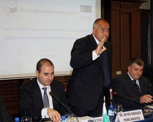 Bulgaria: Bulgarian PM Urges Balkan Interior Ministers to Lift Borders
