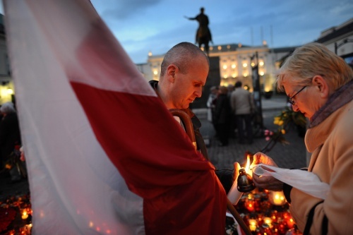 Bulgaria: Poland Votes after Deadly Plane Crash