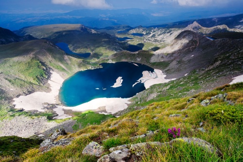 Bulgaria: Bulgarian Eco Activists to Clean up Seven Rila Lakes