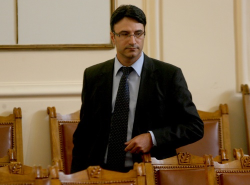 Bulgaria: Bulgarian Economy Minister Heads for World Energy Congress in Montreal