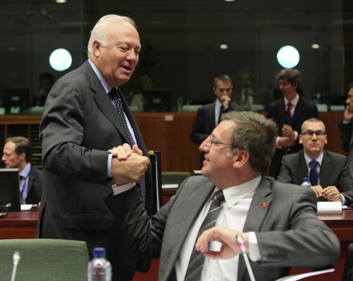 Bulgaria: EU: Bulgaria, Romania Need 'Urgent' Reforms