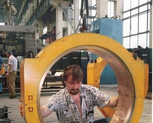 Bulgaria: Bulgarian Businesses Anemic on R&D - Study