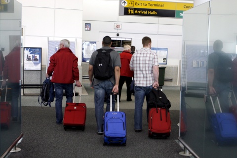 Bulgaria: False Alarm Shuts Briefly Newark Airport