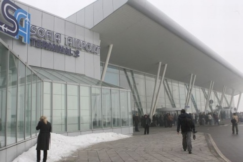 Bulgaria: Sofia-Bound Moscow Plane Arrives with 17-Hour Delay