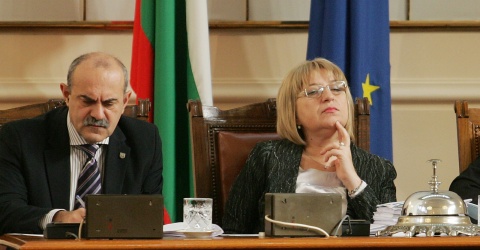 Bulgaria: Bulgarian Parliament Head: Confidence Vote to End 'Wars of Discrediting'