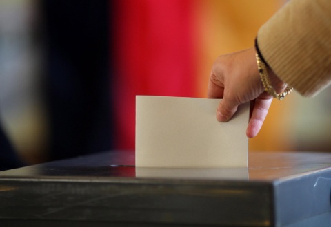 Bulgaria: Bulgaria May Hold Referendum on Direct Taxes in 2013