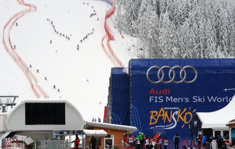 Bulgaria: Fog Threatens to Reschedule Bansko Ski World Cup Starts