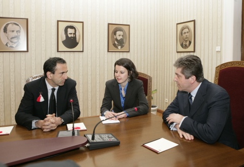 Bulgaria: Bulgaria Once Again Asks Obama to Visit