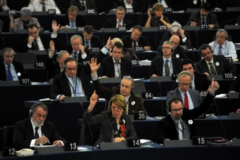 Bulgaria: MEPs Demand EU Recognition of Libyan Rebels