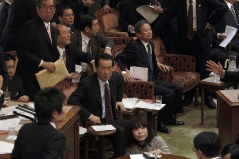 Earthquake Tsunami Causes Extensive Damage in Japan: Earthquake Tsunami Causes Extensive Damage in Japan