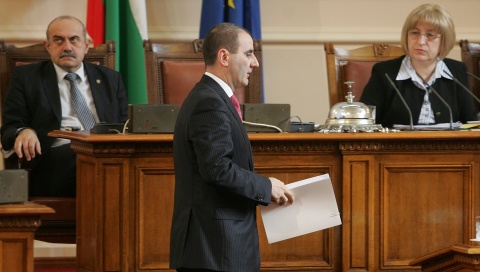 Bulgaria: Interior Min Concerned about Bulgarian Students' Diligence