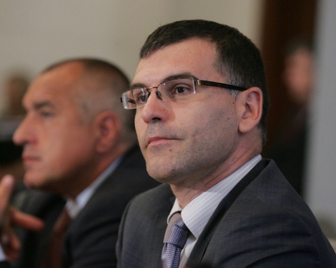 Bulgarian FinMin: Impossible to Lower Fuel VAT: Bulgarian FinMin: Impossible to Lower Fuel VAT