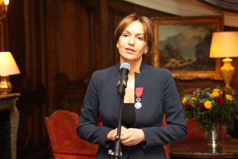 Ex Bulgarian EU Minister Awarded Highest French Honor: Ex Bulgarian EU Minister Awarded Highest French Honor over Common Chargers
