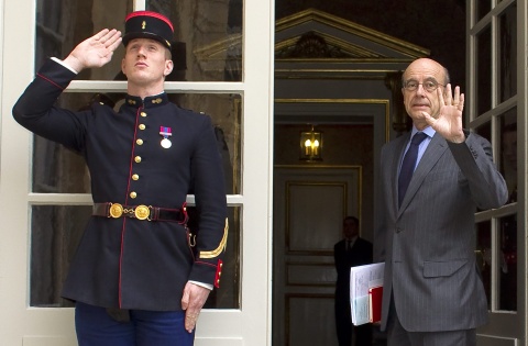 Bulgaria: West Ready to Strike Libya but Will Check Out Gaddafi's Ceasefire First