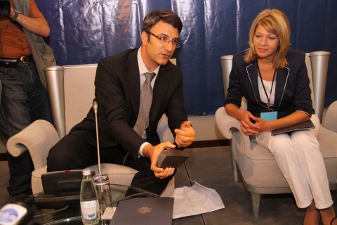 Bulgaria: Bulgaria to Finalize Shale Gas Contract with Chevron in Days