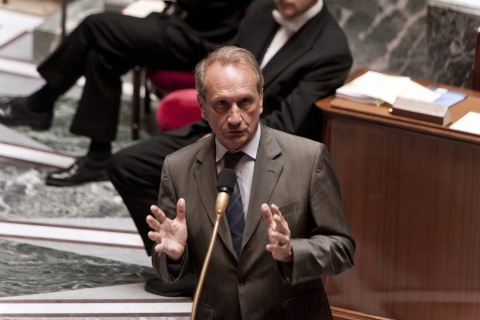 Bulgaria: France Urges NATO to Intensify Gaddafi Compound Strikes