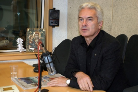 Bulgaria: Nationalist Leader Vows to Expose Corrupt Pollsters after Elections