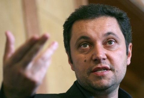 Bulgarian Conservatives Make U-turn from Opposition Stand: Bulgarian Conservatives Make U-turn from Opposition Stand