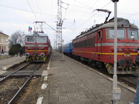 Bulgaria: Bulgaria's Messy Railways Make Meager BGN 3.5 M by Selling 500 Cars
