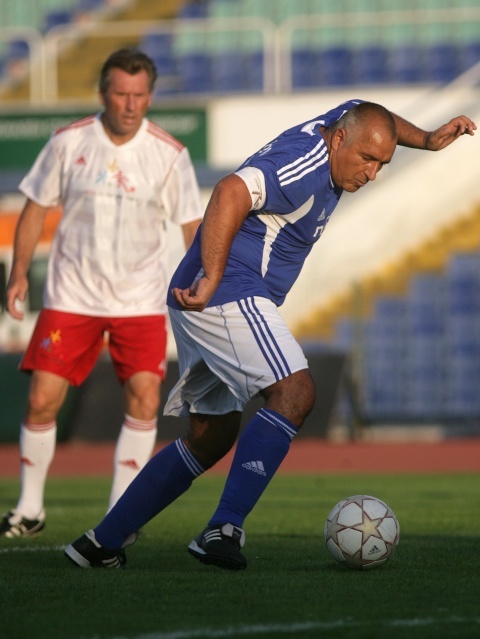 Bulgaria: Bulgaria's PM Now Ashamed of Leading in Footballer of the Year Survey
