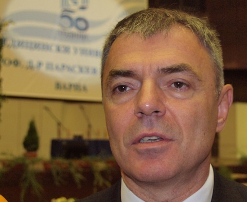 Bulgaria: Bulgarian Education Minister Fears Students May Be Lured to Protest